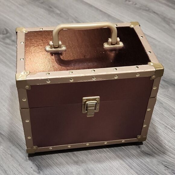 GUC Bronze Travel Cosmetic Hardcase - Picture 1 of 11